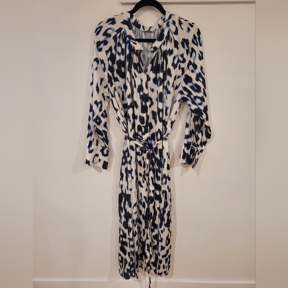 H&M Duster Shirt Dress - Picture 4 of 5